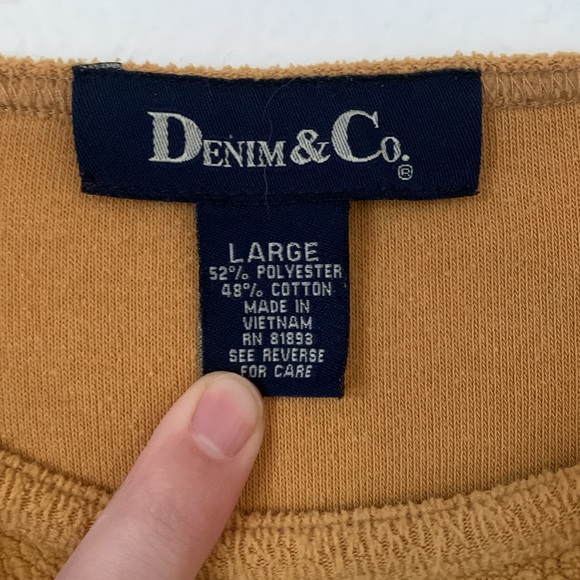 Reverse Fabric Quarter Sleeve - Picture 2 of 7